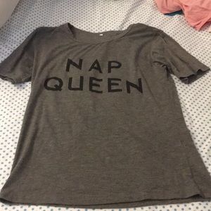 Tee shirt, longer than the normal tee shirt